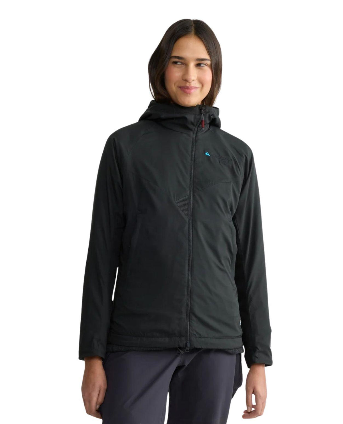 Klättermusen Drifa Hood Jacket Dam i svart färg, ett lätt och ventilerande mellanlager för alpina äventyr.