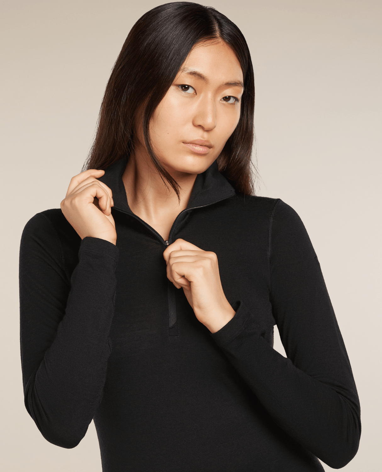 Icebreaker Women 200 Oasis Long Sleeve Half Zip - Black - Underställ - Alpingaraget