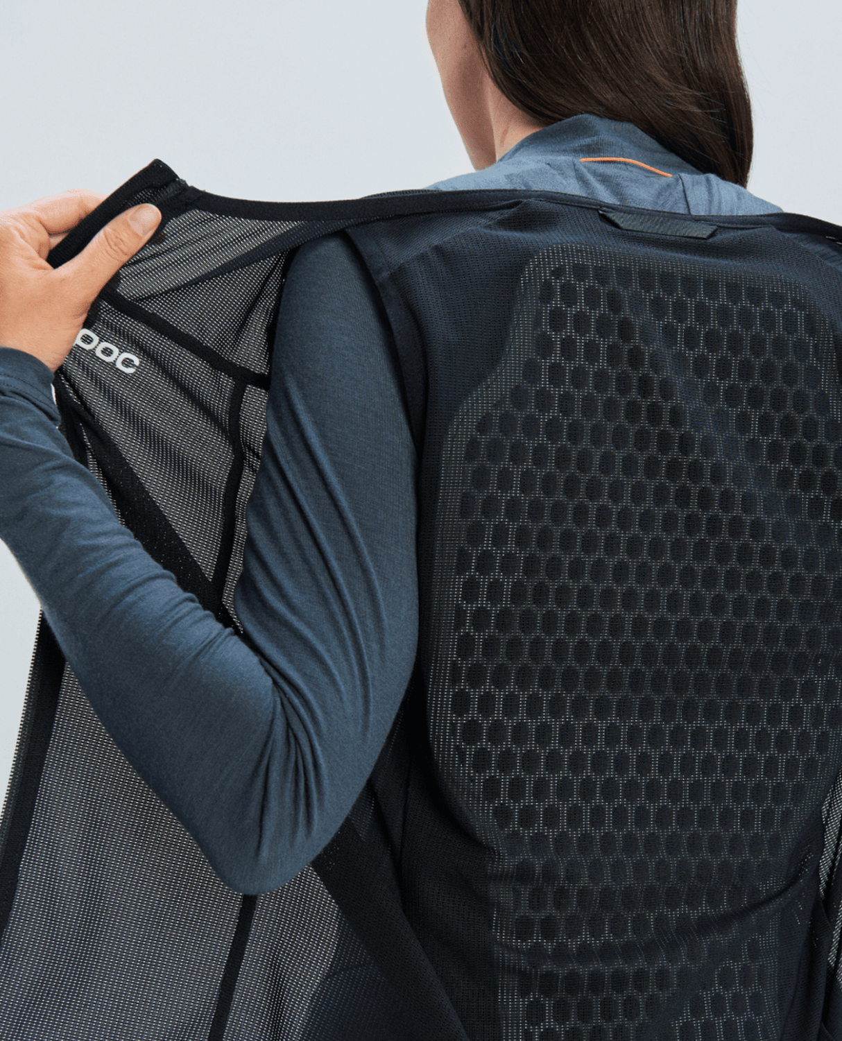 POC Women VPD Air Vest - Uranium Black - Ryggskydd - Alpingaraget