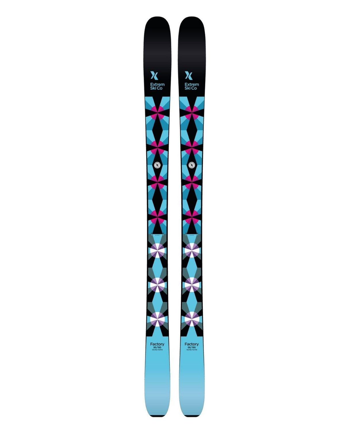 Extrem Ski Co Factory 96 allmountainskidor i svart med färgstarkt mönster.