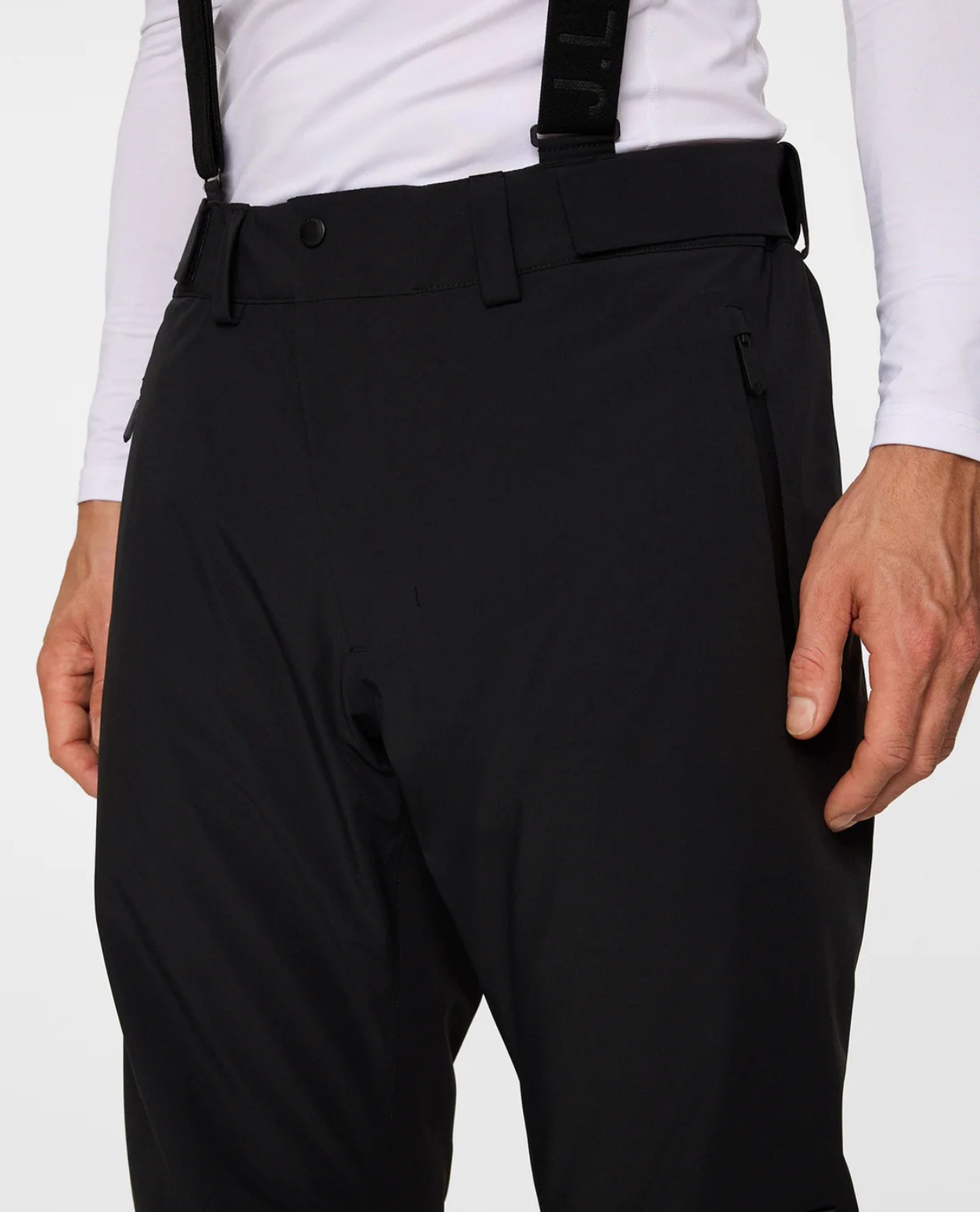 J.Lindeberg Men Alta Suspender Pants - Black - Alpingaraget