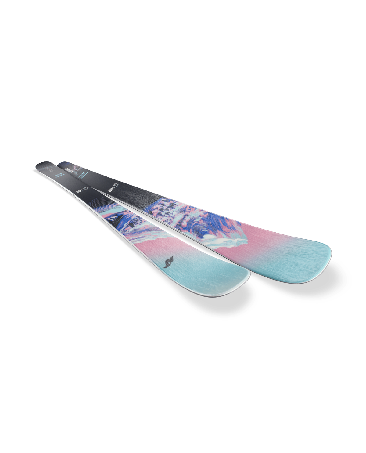 Nordica Santa Ana 82 damallmountainskidor i blå och rosa design som visar skidorna från sidan mot vit bakgrund.