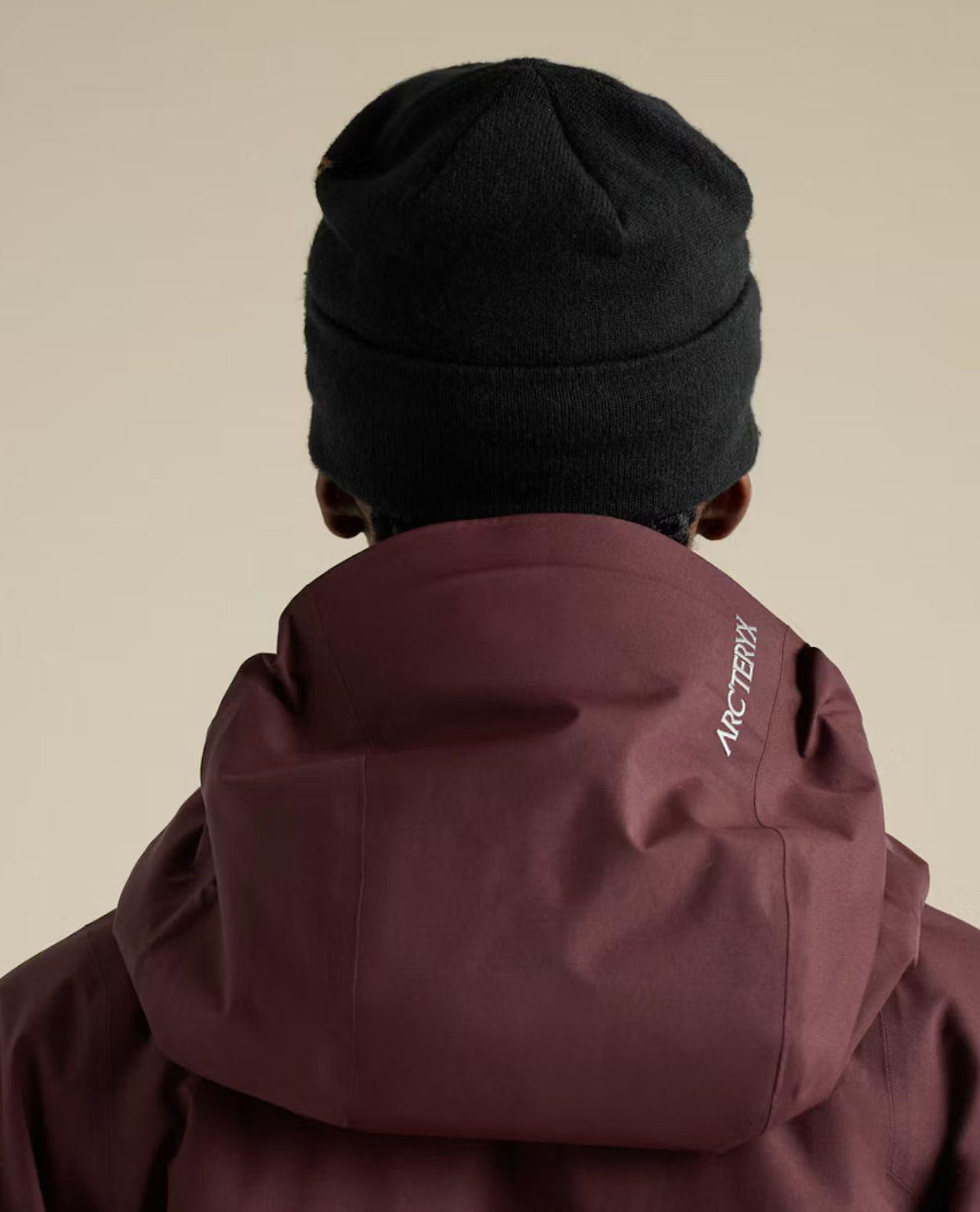 Arc'teryx Bird Word Toque - 24K Black mössa bakifrån