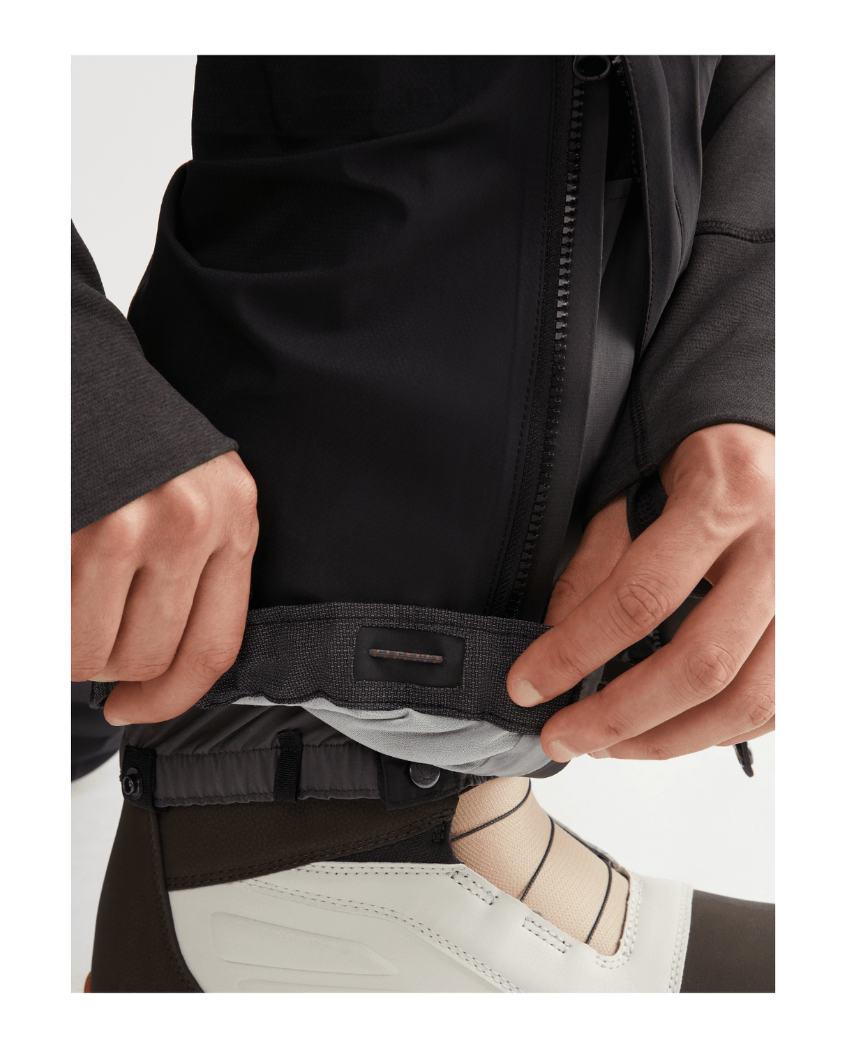 Klättermusen Men Skade 2.0 Salopette - Black - Skidbyxor - Alpingaraget