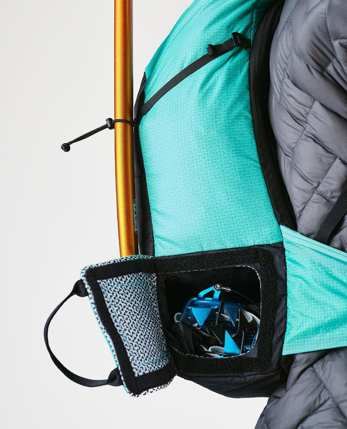 Black Crows Dorsa Freebird - Black Mint - Ryggsäckar - Alpingaraget