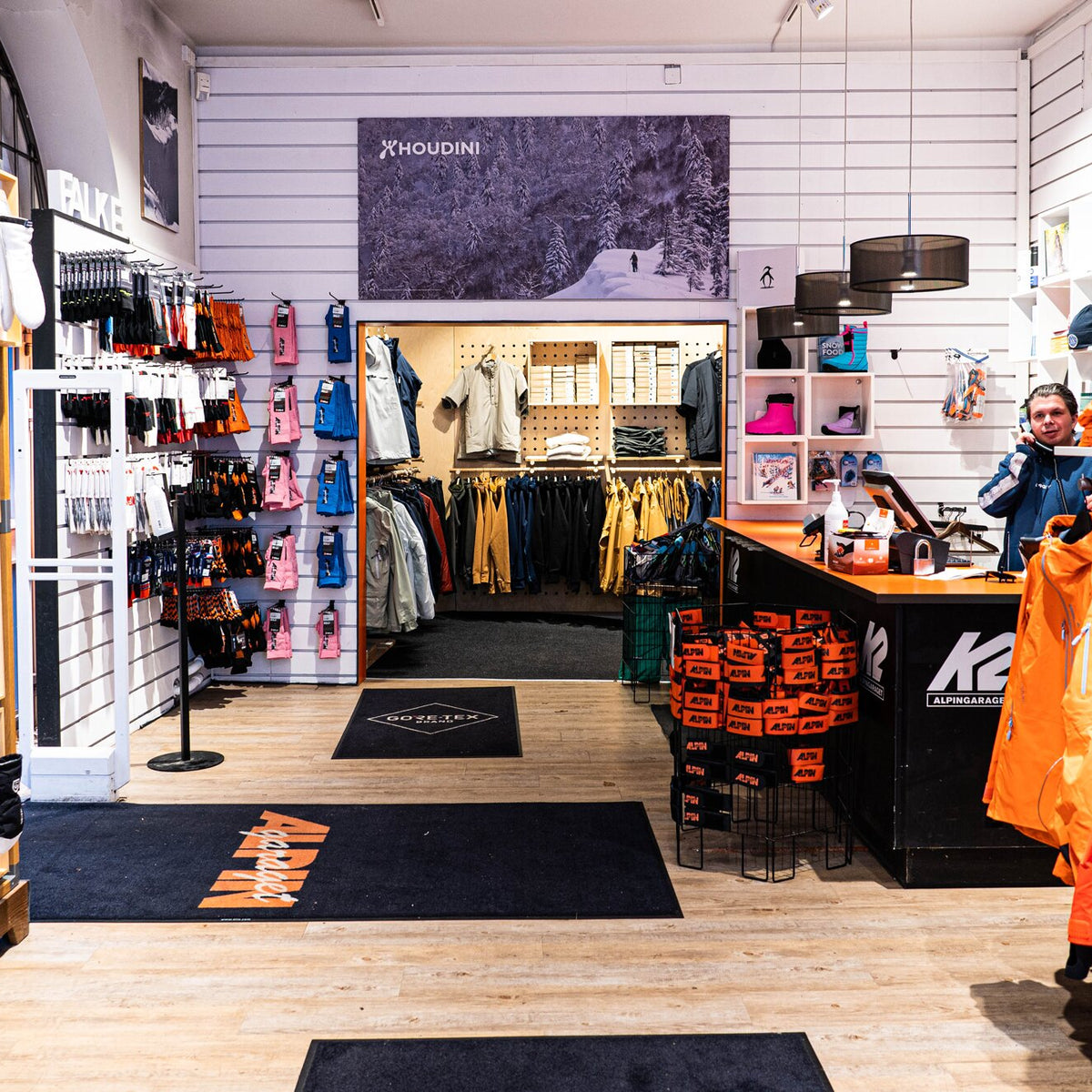 Skidshop - Kläder och skidutrustning | Alpingaraget