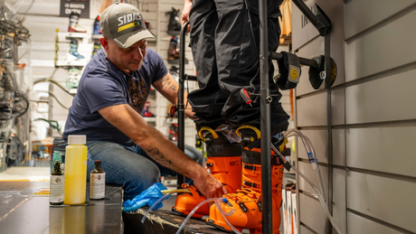 Bootfitting-på-Alpingaraget Alpingaraget