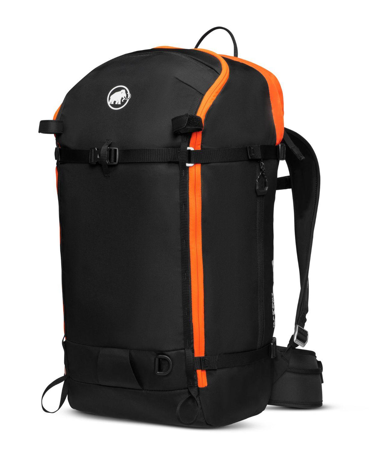 Mammut Tour 40 Removable Airbag 3.0 i svart med orange detaljer.