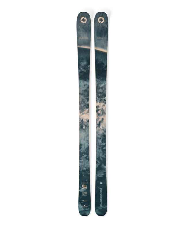 Blizzard Anomaly 94 allmountainskidor med snygg grön och guldfärgad design visade framifrån.