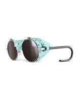Julbo Vermont Classic Spectron 4 - Ljusblå solglasögon med runda mörka linser och sidoskydd i läder.