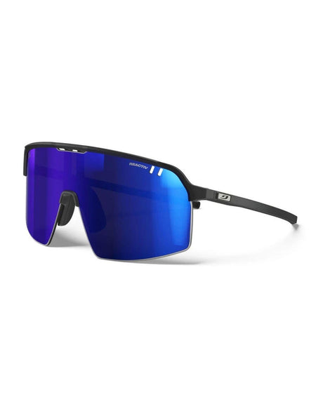 Julbo Intensity Reactiv solglasögon i mattsvart med blå spegellins.