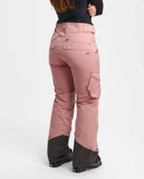 Elevenate Lavancher Cargo Pants Dam i mörkrosa färg, visade bakifrån på modell.