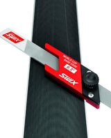 Swix World Cup Base Edge Beveling Tool 0.3 används på skidan för exakt kantbearbetning - Skidtillbehör - Alpingaraget