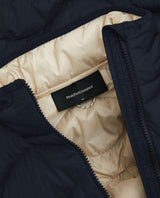 Peak Performance Helium Utility Down Vest Men - Detaljbild på inneretikett och krage i svart och sandfärgat