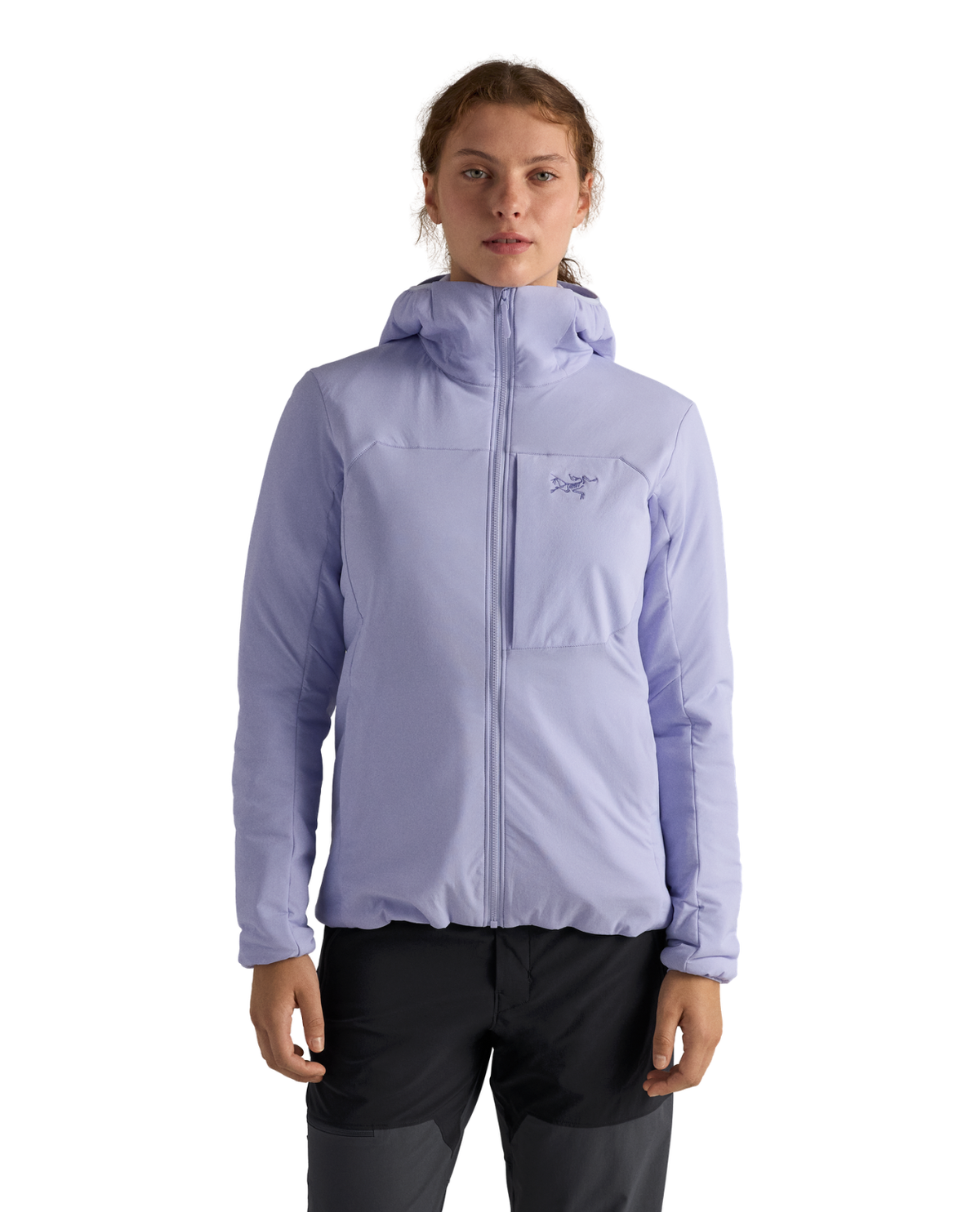 Arc'teryx Proton Hoody dam i lila färg, framifrån visad mellanlagerjacka för alpina äventyr.