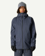 Houdini Ride Jacket II Women i färgen Hombre Blue på dammodell framifrån.