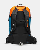 Mammut Tour 30 Removable Airbag 3.0 i turkos och orange, visad bakifrån med axelremmar och midjebälte.
