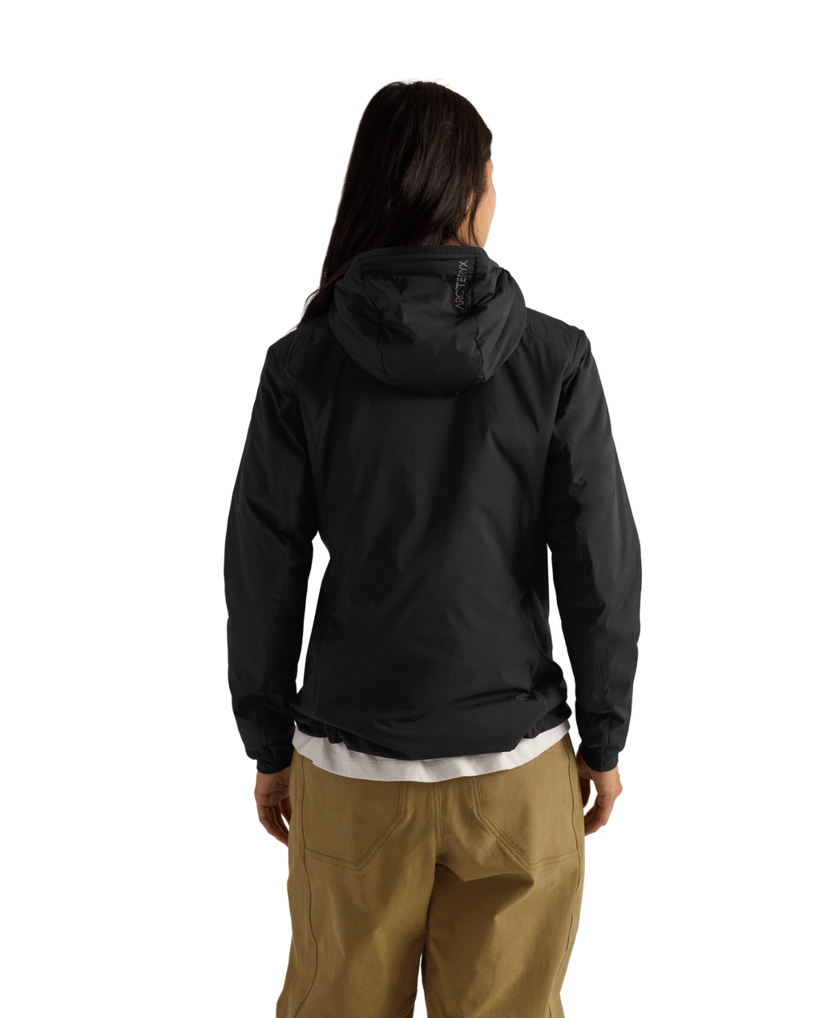 Arc'teryx Atom Hoody dam i svart färg visad bakifrån med huva.