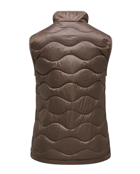 Peak Performance Helium Utility Down Vest dam i färg Terrain Tan sett bakifrån