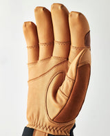 Hestra CZone Incline 5 Finger i färgen cork visar innerhandens läderdetaljer och greppzon.