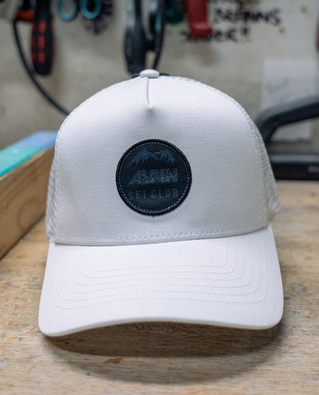 Alpingaraget Måns Ski Club - Vit/Svart 