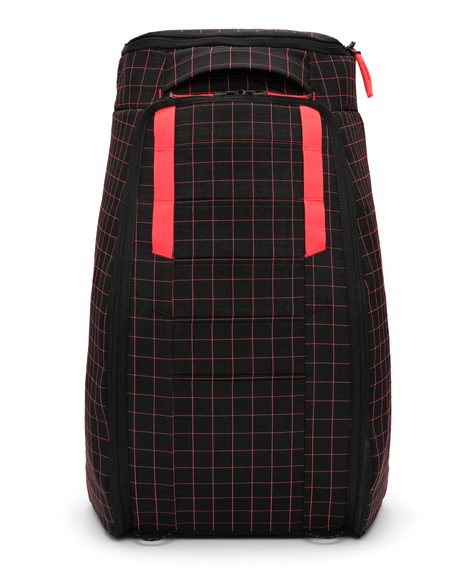 D_b_ Hugger Bootpack 45L - Coral Flash  Alpingaraget