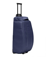 D_b_ Hugger Roller Bag 90L - Blue Hour  Alpingaraget