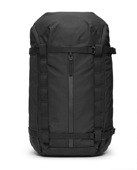 D_b_ Backcountry Backpack 25L - Black Out  Alpingaraget