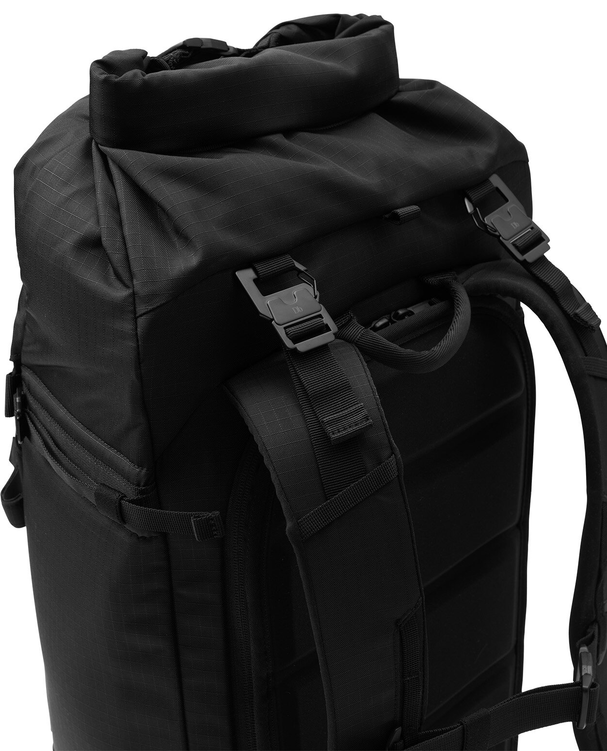 Db The Fjäll 34L Backpack Black Out