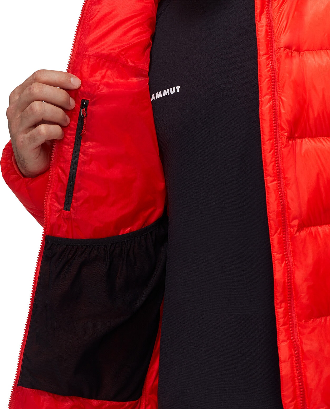 Mammut Men Taiss IN Hooded Jacket Mammut Red